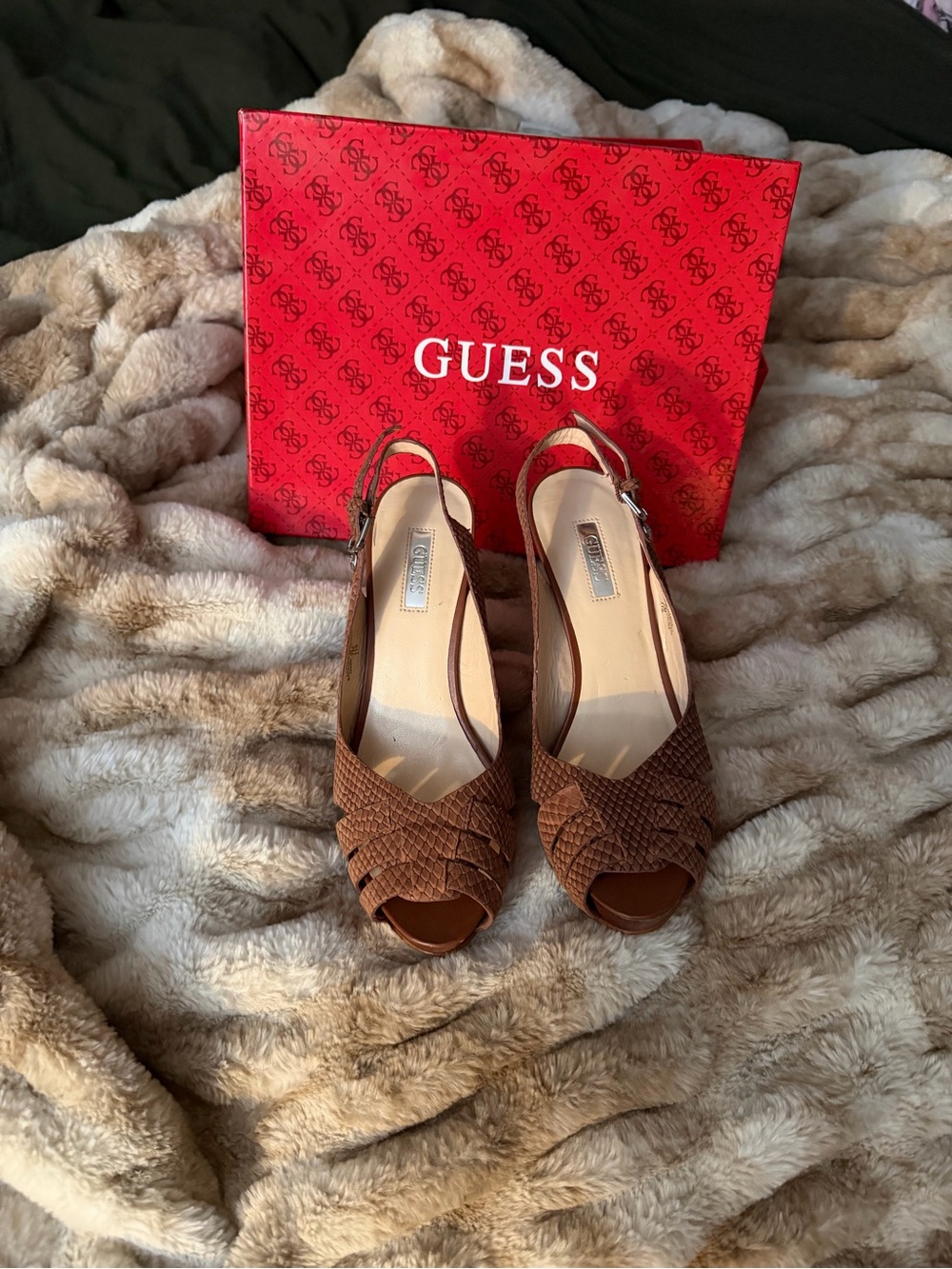 GUESS Brown Woven Peep-Toe Slingback Heels - Textured Leather